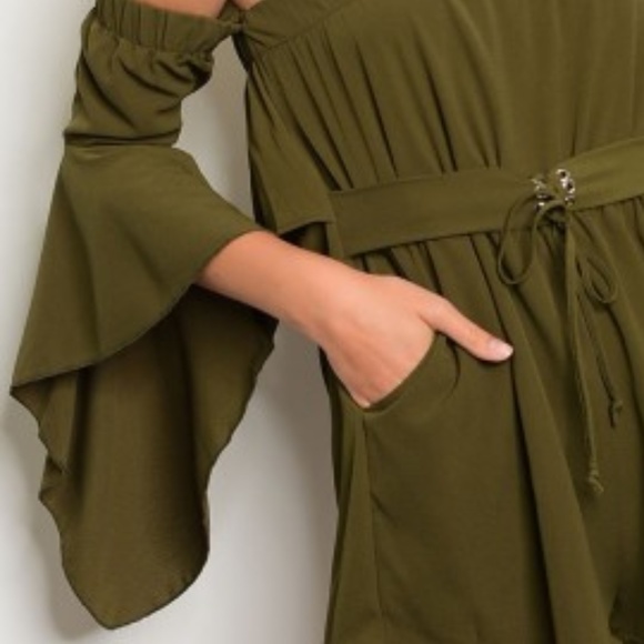 LAST2️⃣//OLIVE BELL SLEEVES ROMPER - Picture 6 of 9